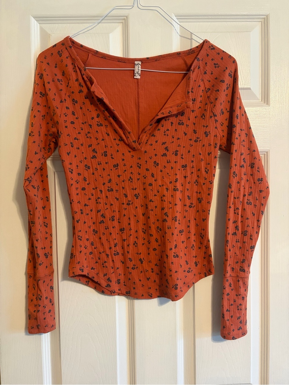 Free People Billie Layering Top Medium M Rust Orange Combo Floral Ribbed V Neck